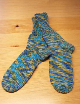 Socken handgestrickt grün/blau gemustert Grösse 45